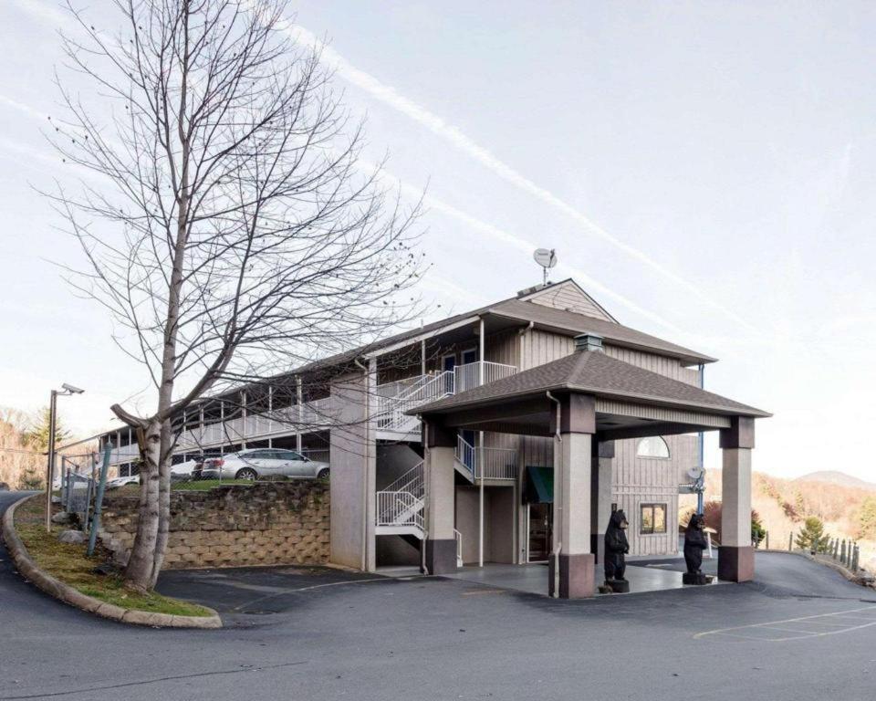 Econo Lodge - Waynesville Εξωτερικό φωτογραφία